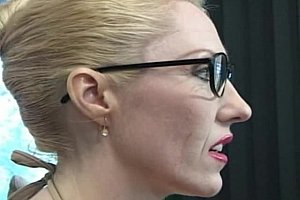 绞刑赤裸美女vk