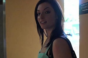 欧美乱伦处女破处视频